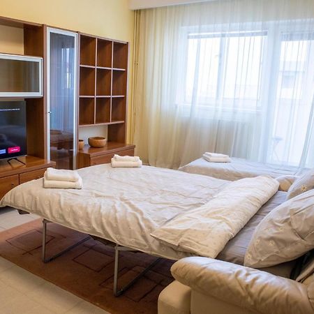 Oak Apartment - Piata Victoriei Bucharest Exterior photo